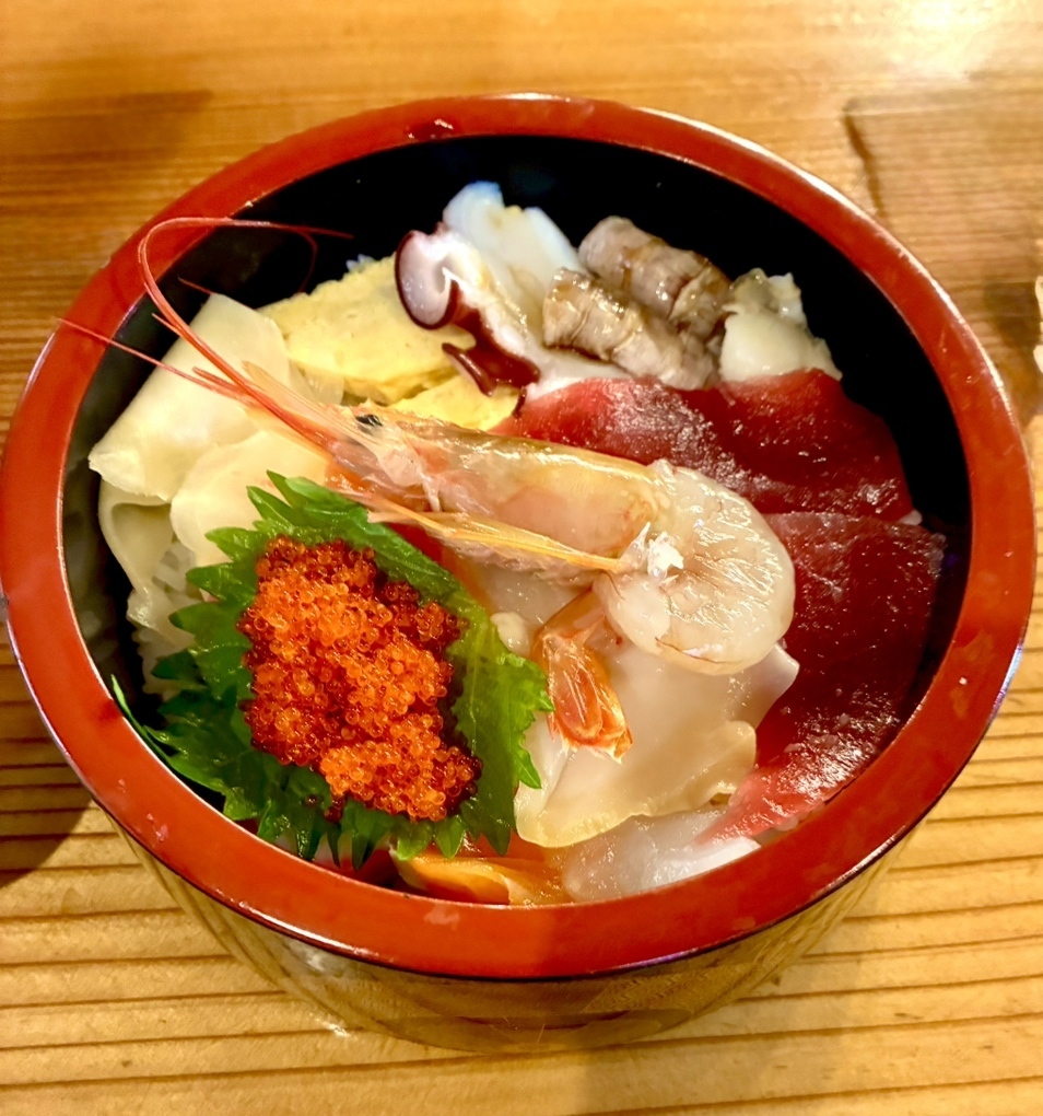 松島 寿司幸で提供されている上海鮮丼