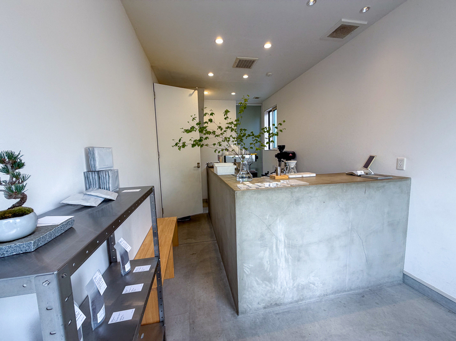 THE STANDの店内