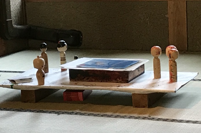 みやぎ蔵王こけし館の絵付けの画像