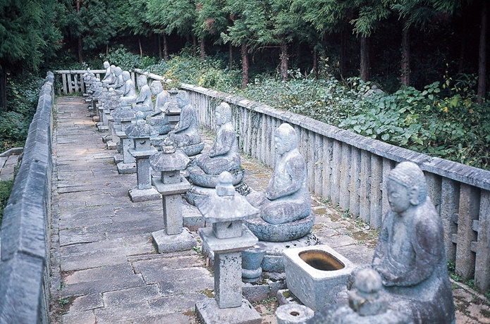 片倉家御廟所