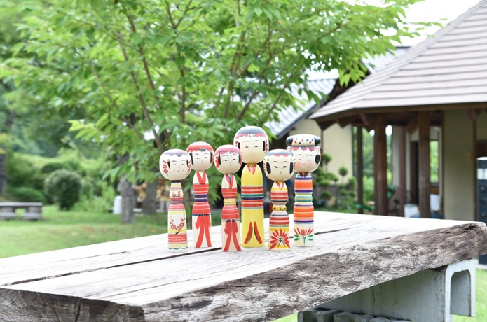 弥次郎こけし村