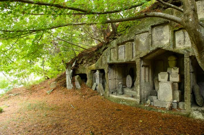 雄島の岩窟群