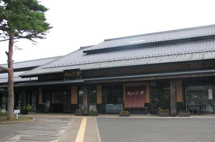 遠山之里外観