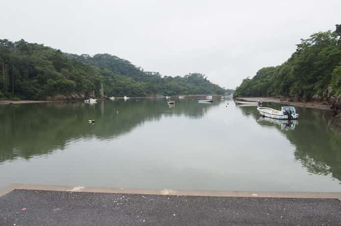 潜ケ浦と小舟