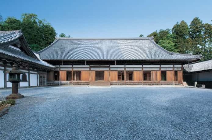 本堂 川嶋撮影 1.1mb