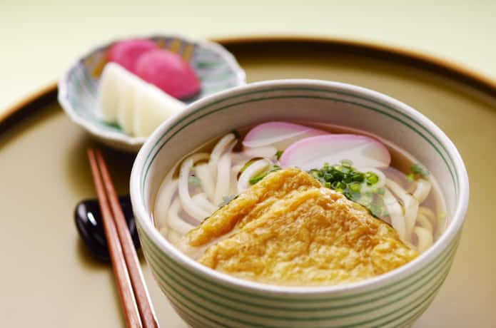 うどんとかまぼこ