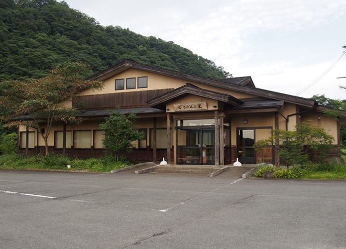 鳳鳴四十八滝　駐車場