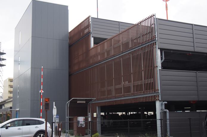 石巻市かわまち立体駐車場