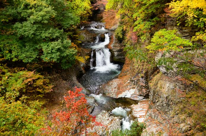 鳳鳴四十八滝　紅葉