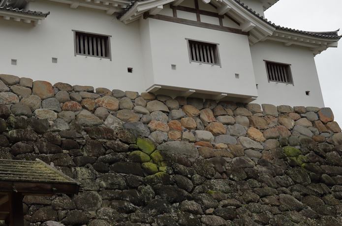 白石城　石垣