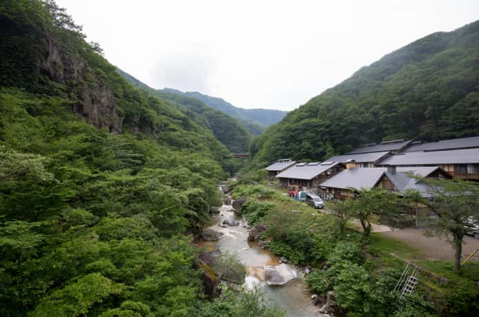 峩々温泉