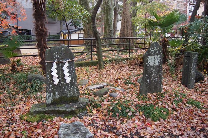 馬上蠣崎神社　石碑
