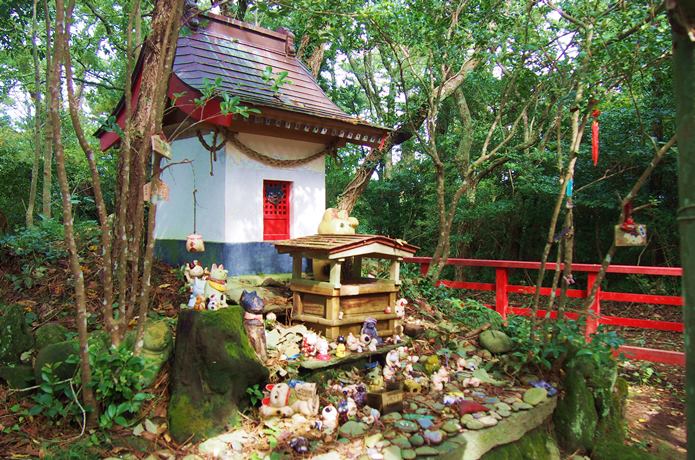 田代島　猫神社　祠