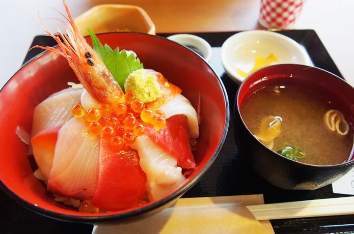 いしのまき元気市場　海鮮丼