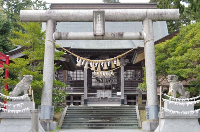 石巻　羽黒山鳥屋神社
