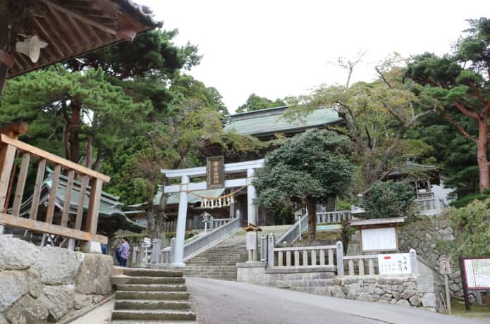 金華山　神社