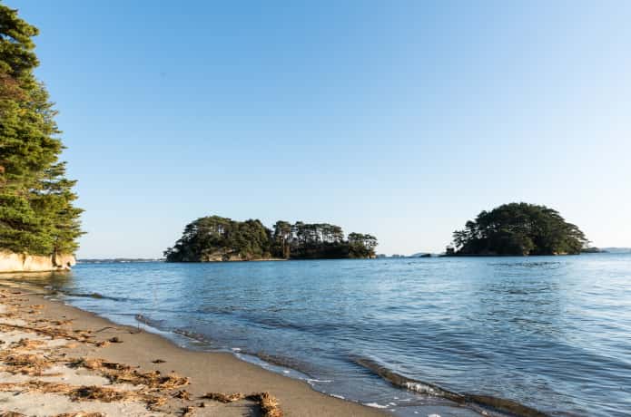 福浦島の浜辺