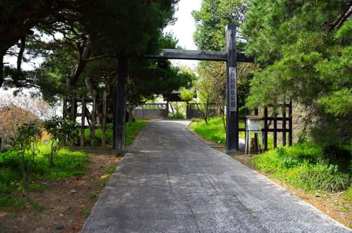 登米市　寺池城