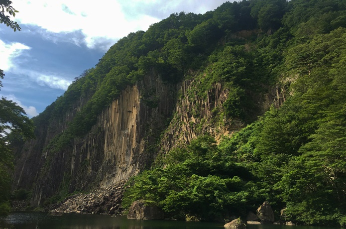 材木岩