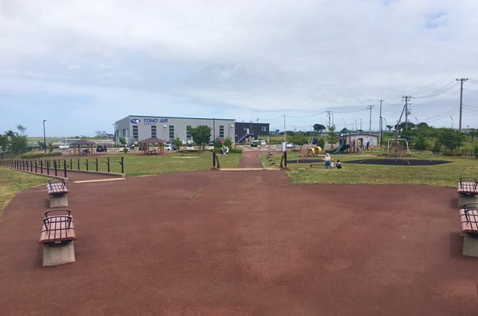 仙台臨空公園の広場