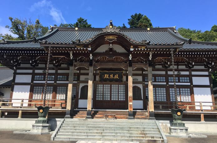 大満寺　本堂