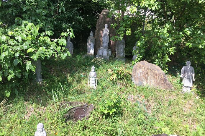大満寺　境内　観音様