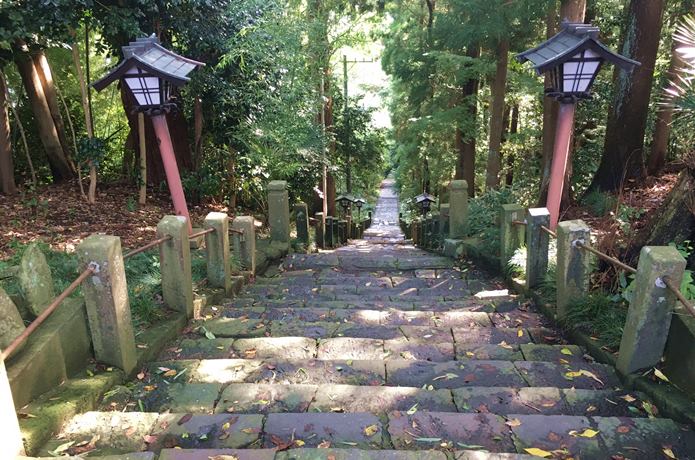 大満寺　石段