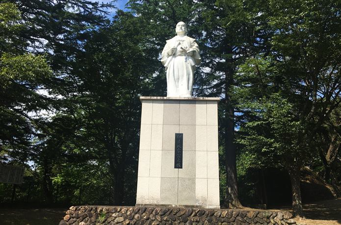 伊達政宗の像　岩出山