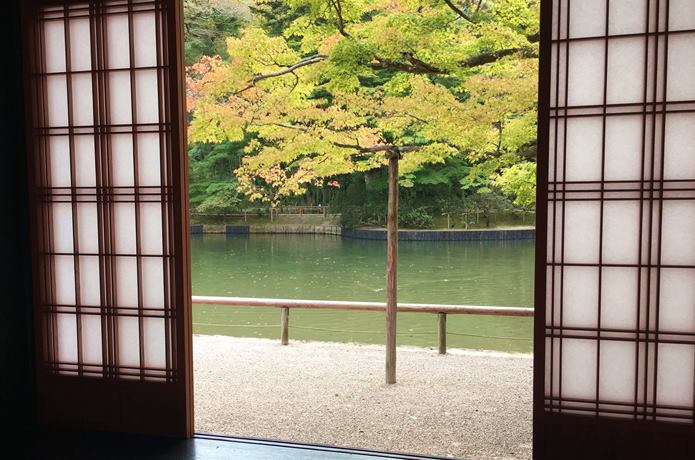 有備館　襖越しの世界