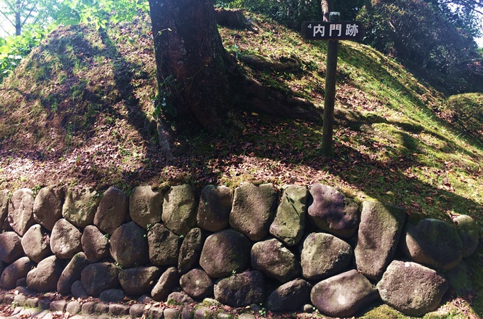 岩出山　内門