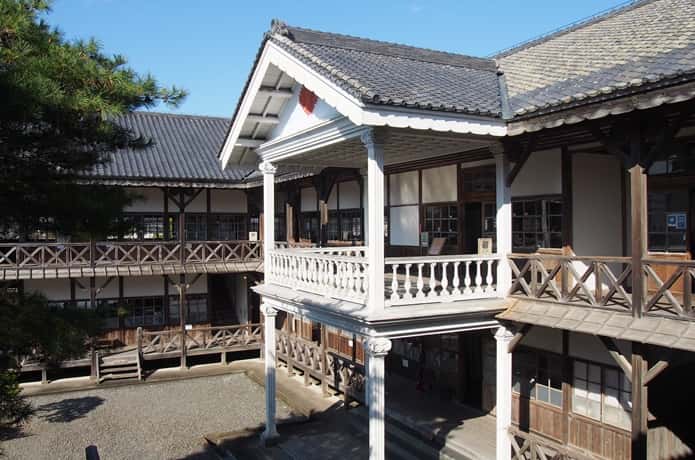 教育史料館　バルコニー