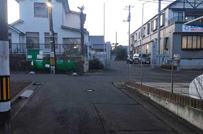 石名坂　分岐点