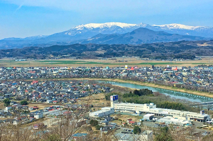 船岡城址公園からみる蔵王山