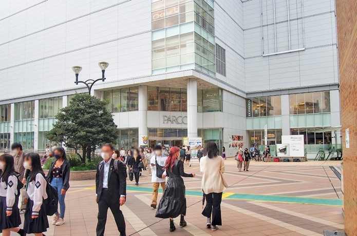 仙台駅　パルコ前