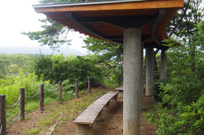 川崎城　東屋