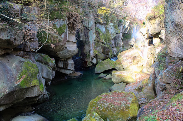 磊々峡　峡谷の底近く