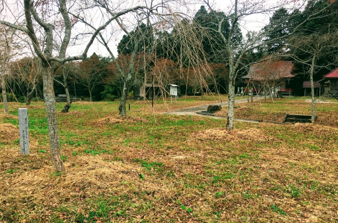 蓑首城の本丸跡
