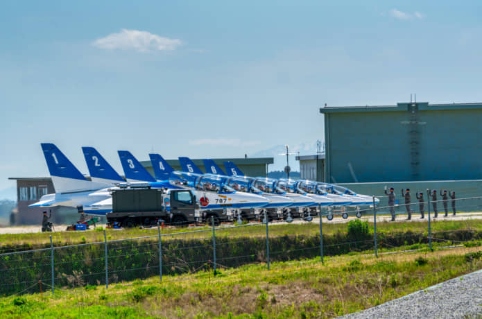 松島基地　ブルーインパルス格納庫