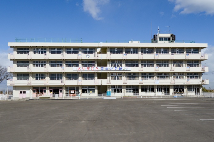 荒浜小学校正面