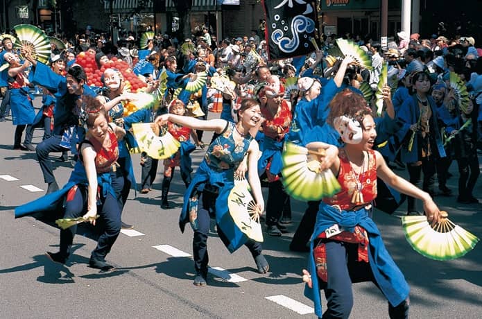 すずめ踊り