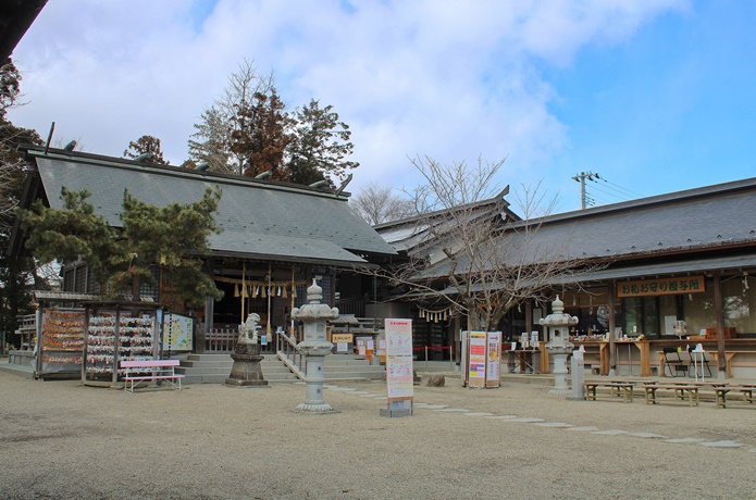 二柱神社　境内.