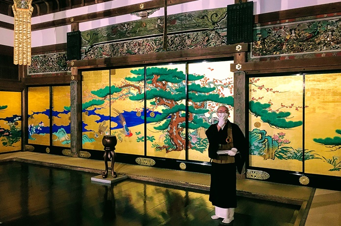 瑞巌寺　室中孔雀の間