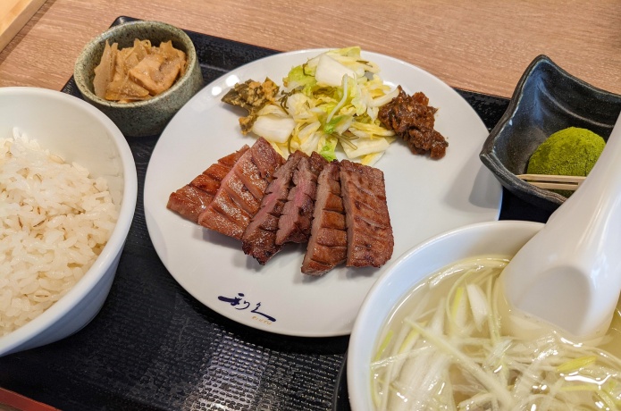 牛タン　利久