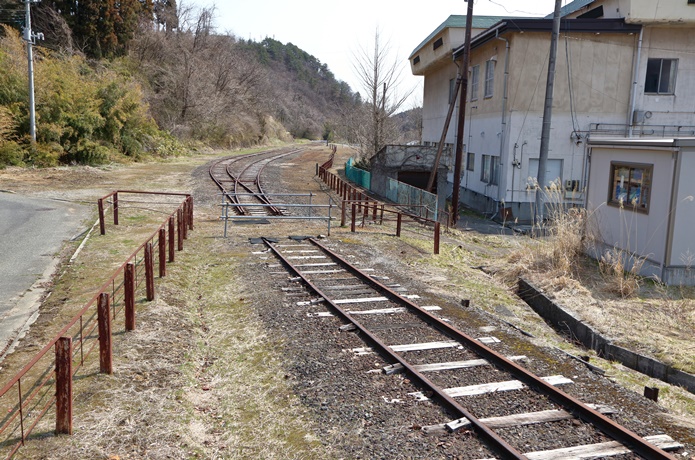 細倉マインパーク駅前　ホーム
