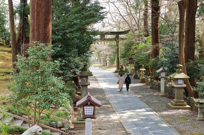 鹽竈神社　境内