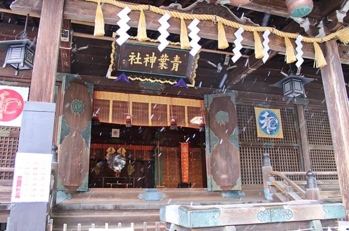 青葉神社　拝殿　中