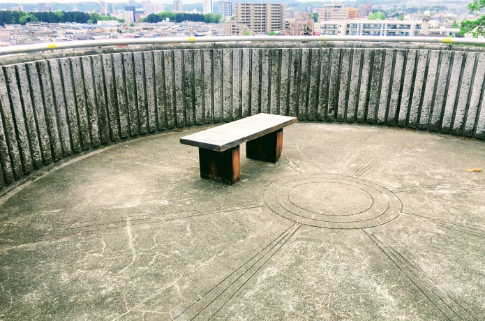 瞑想の松展望台