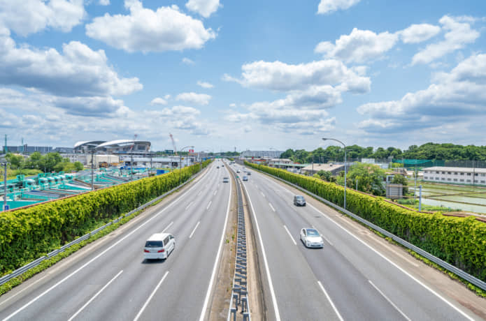 東甫自動車道