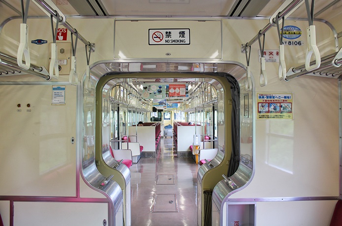 阿武隈川急行　車内　通路