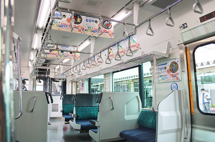 阿武隈川急行　ポケモン列車車内